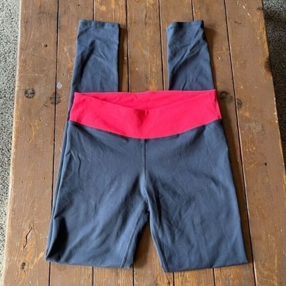 Fabletics Gray Red Leggings